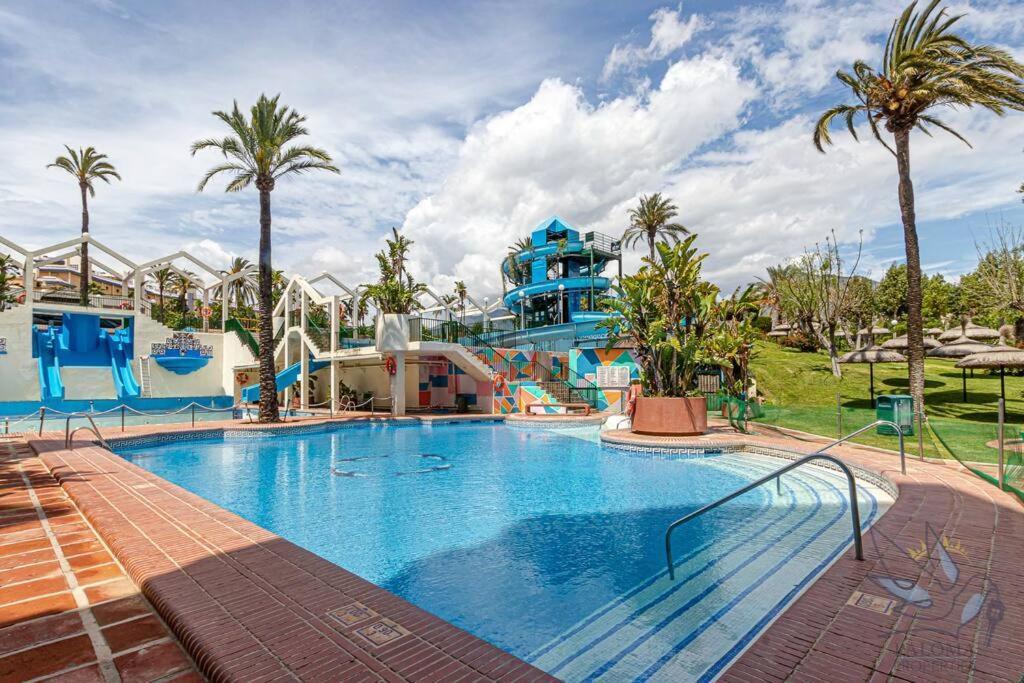 Wonderful With Water Park And Sea Views * Benalmádena