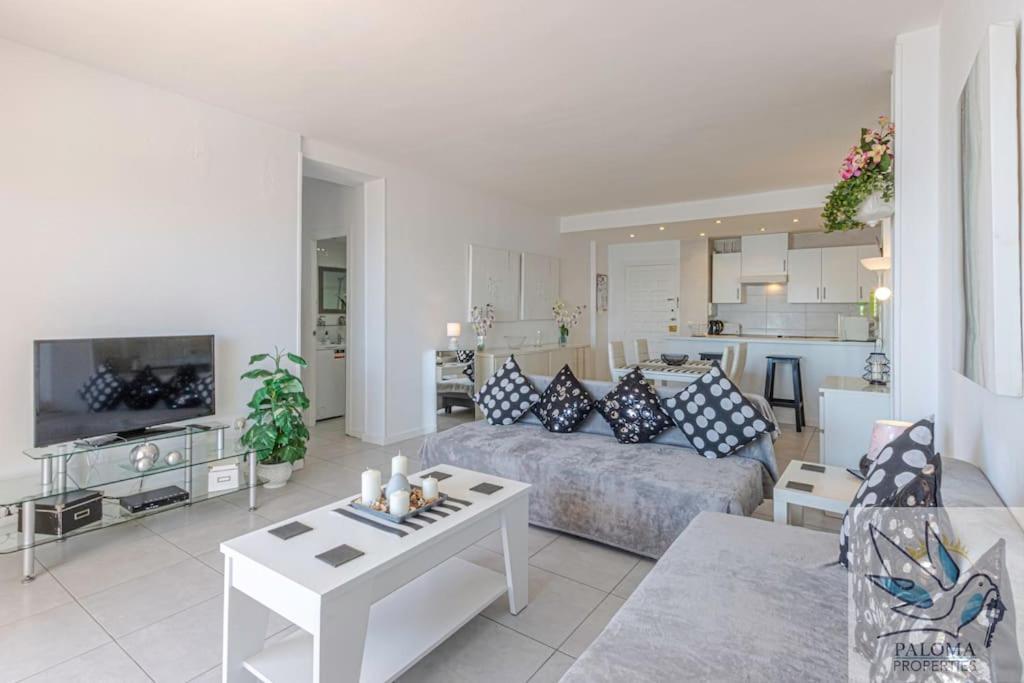 Wonderful With Water Park And Sea Views Benalmadena