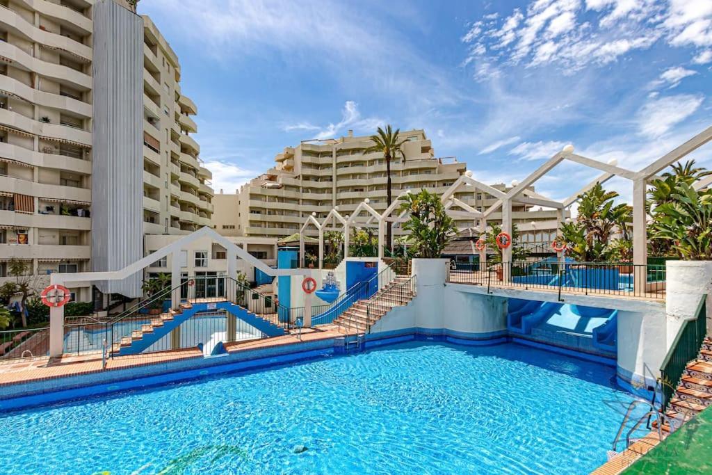 Apartment Wonderful With Water Park And Sea Views *
