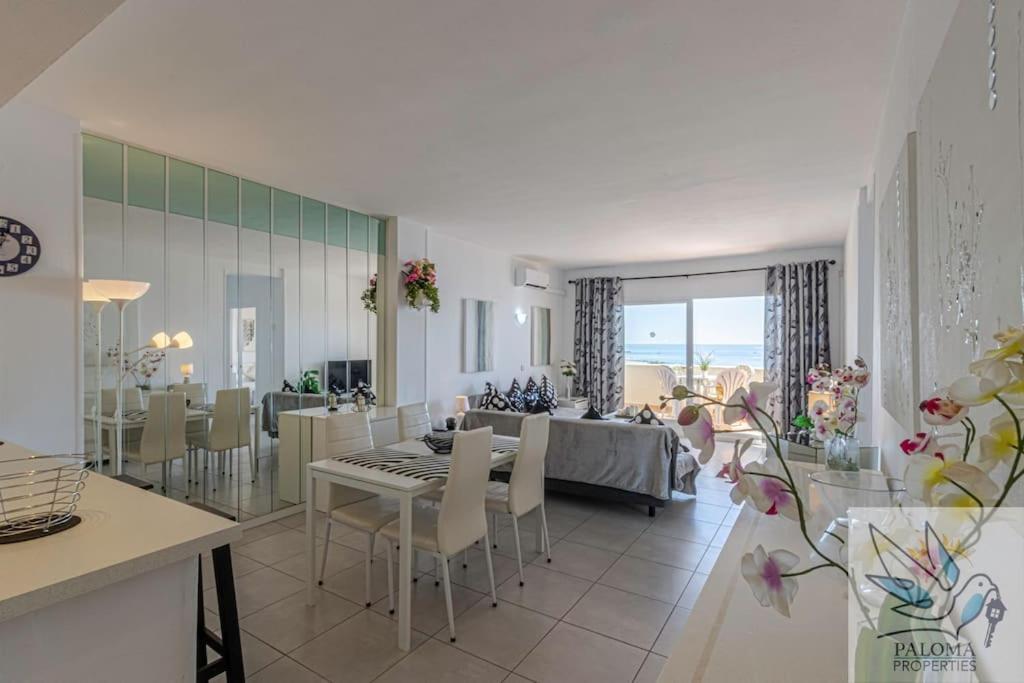 Apartment Wonderful With Water Park And Sea Views